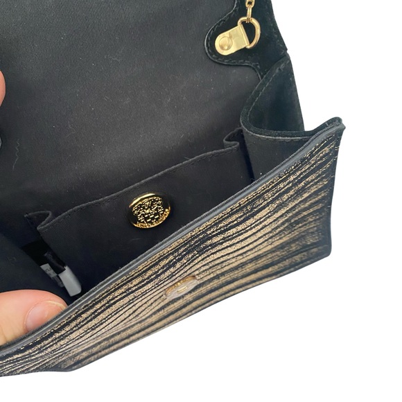 Vince Camuto - Black and Gold Wallet on Chain - Picture 4 of 4